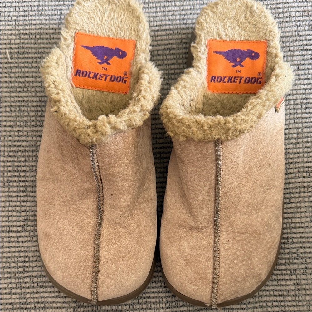 Rocket Dog Tan Mules with Wool Type Plush Lining Y2K trendy suede